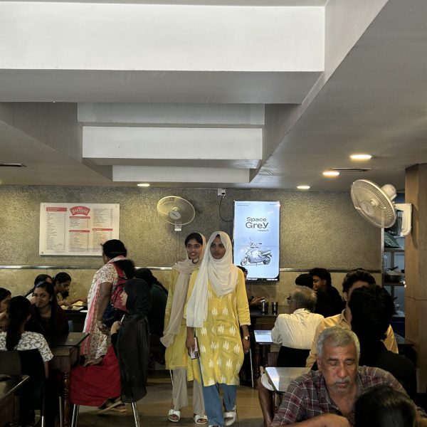 hotel saravana, near puthiya stand